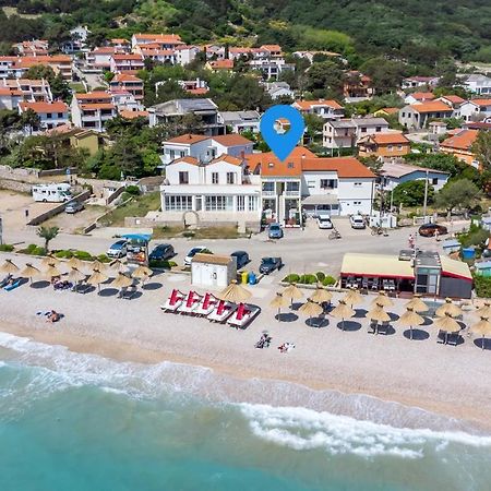 Beach Holiday Baska Екстер'єр фото