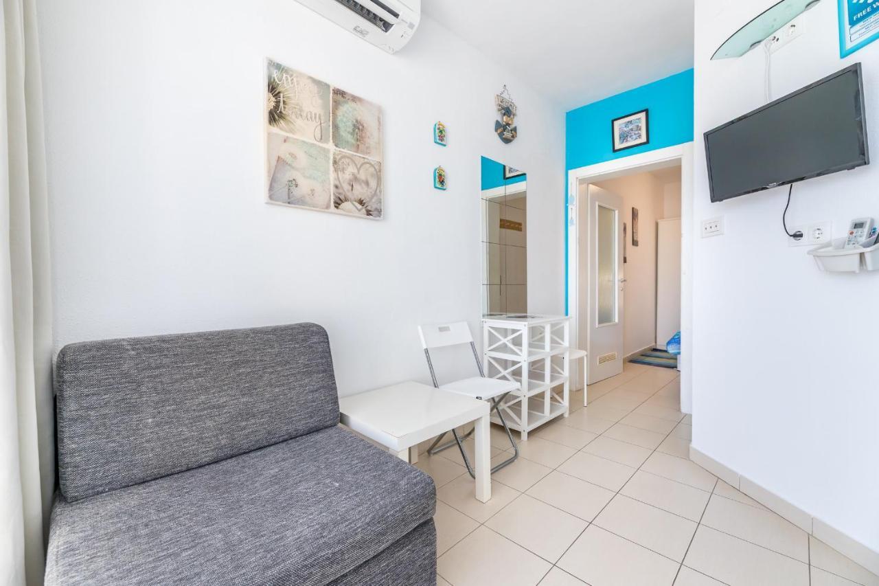 Beach Holiday Baska Екстер'єр фото