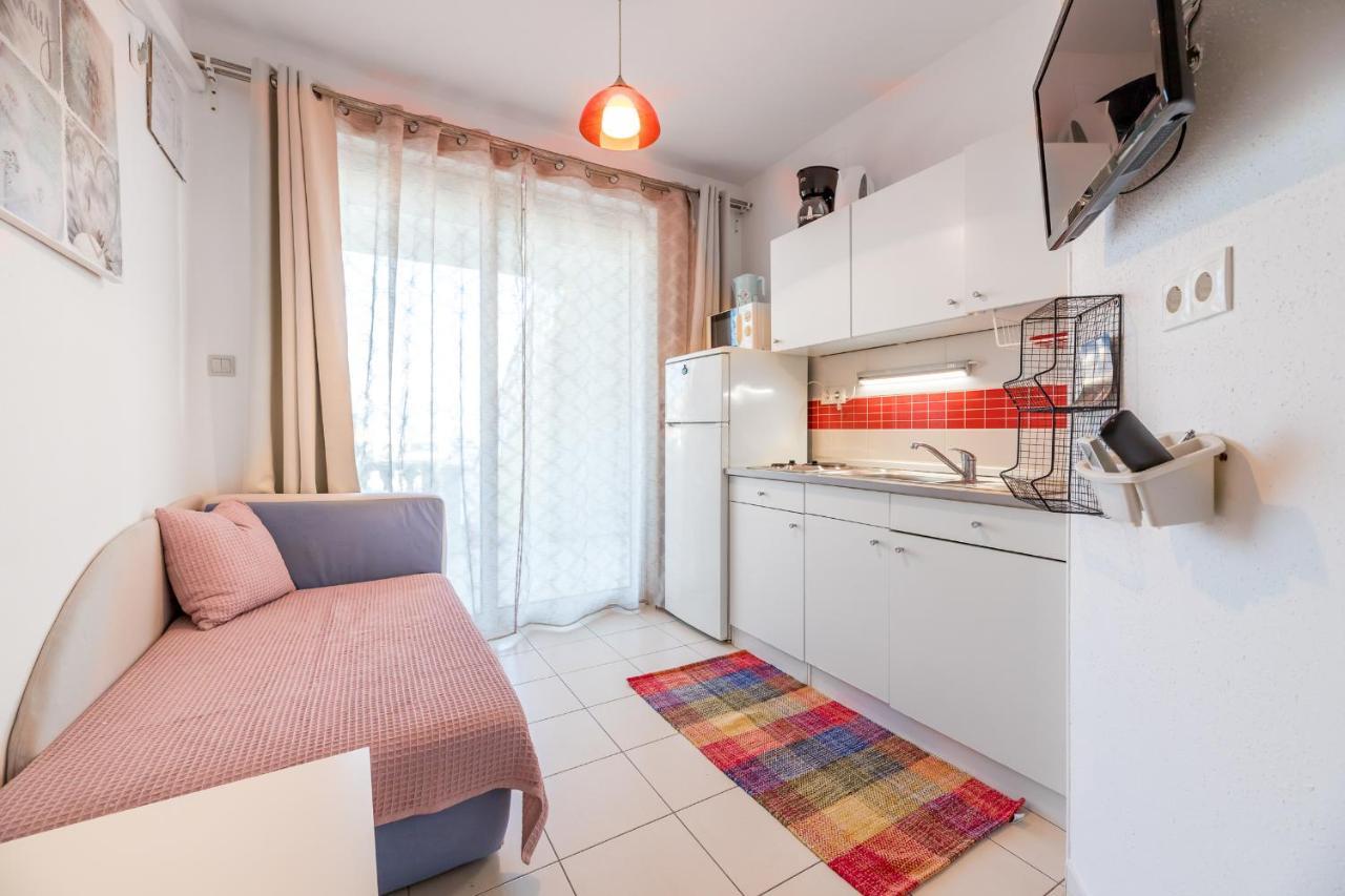 Beach Holiday Baska Екстер'єр фото