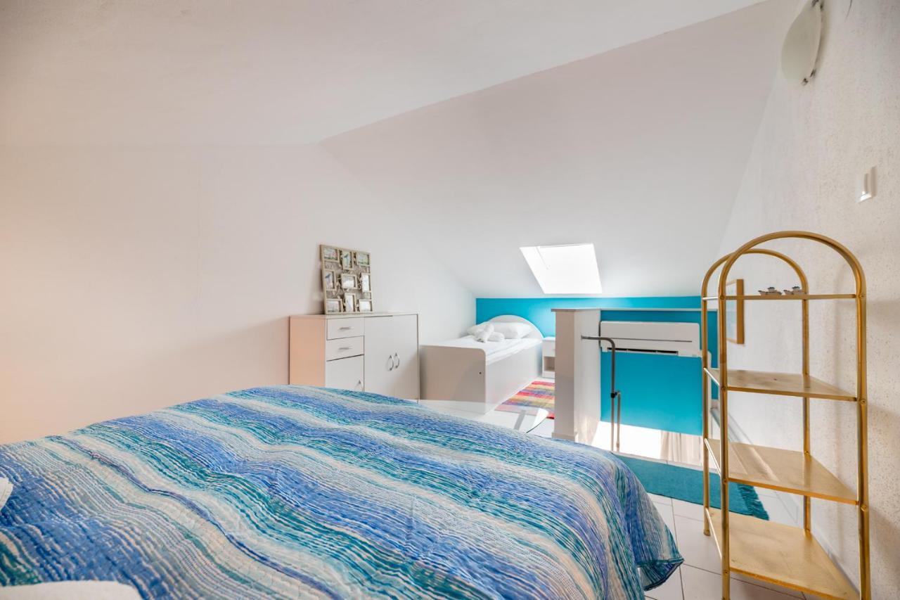 Beach Holiday Baska Екстер'єр фото